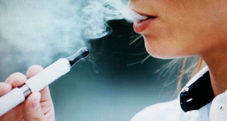 Free e-cigarettes offered to smokers in A&E trial